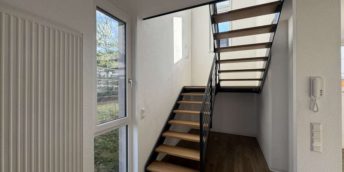 Investieren im Silberstreifen: Wohn-Gewerbeimmobilie mit Garten, Garage & Flexibilitä - Gewerbeobjekt Rheinstetten | Angebot:20367430