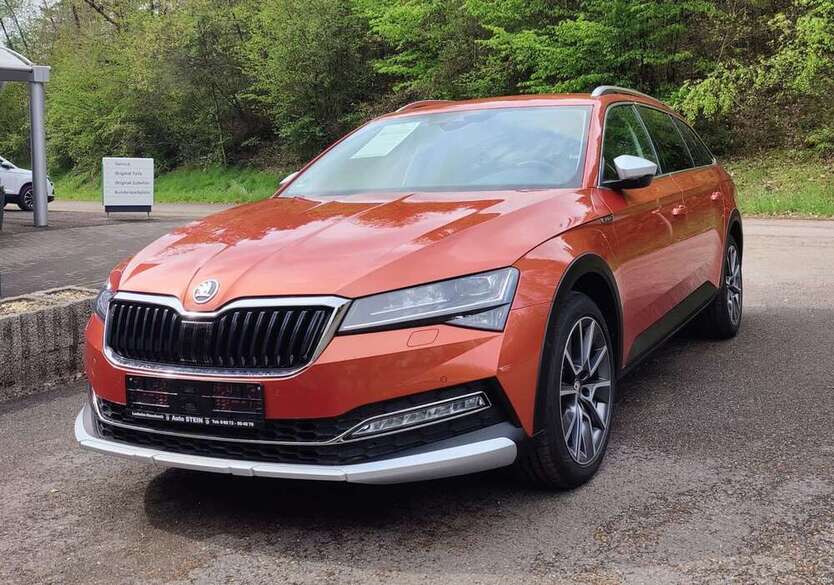 Skoda Superb 85.000 km 27.499 € Ettlingen 76275