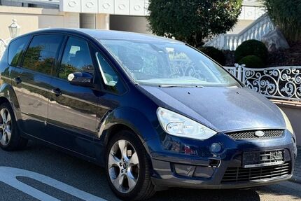 Ford S-Max 276.000 km 990 &euro; Hördt 76771