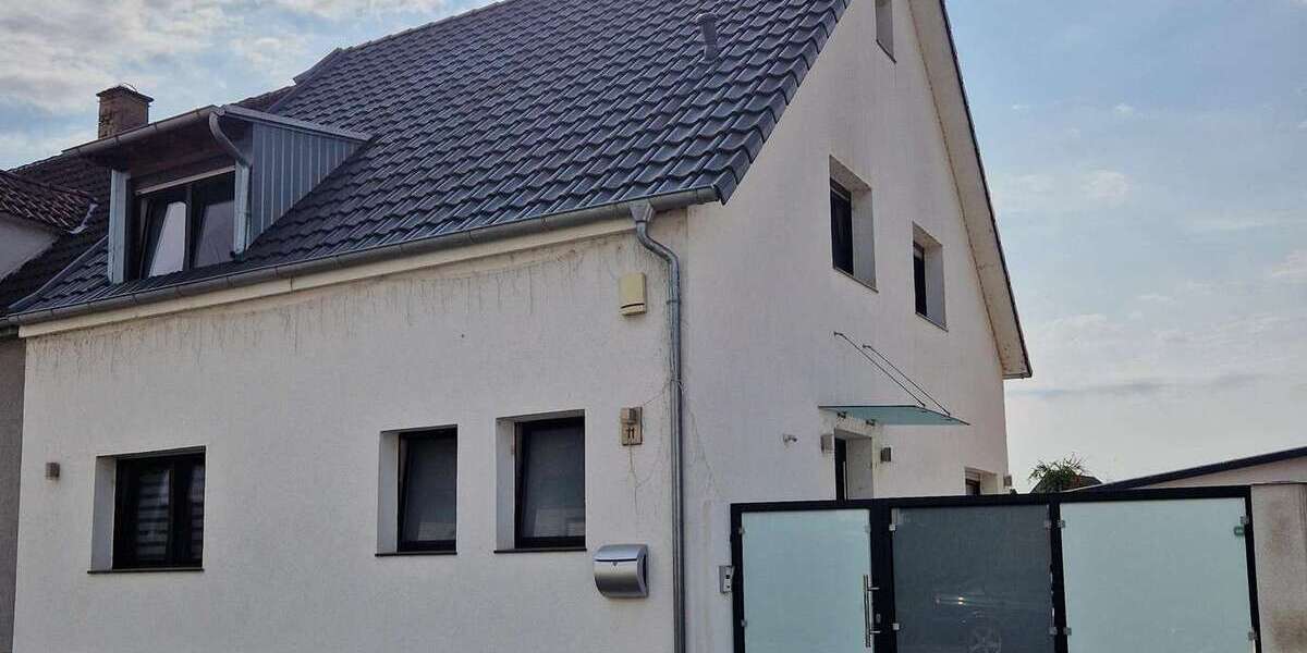 Haus zum Kaufen in Philippsburg 579.000 € 151 m² 7 zimmer