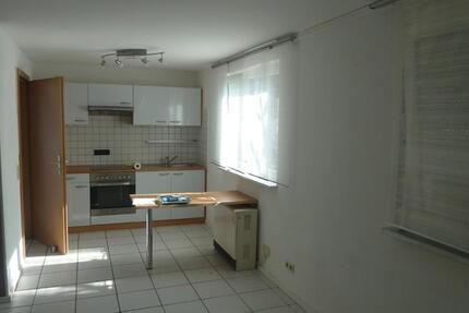 Wohnung Bruchsal - 2 Zimmer, 40 m&sup2;, 400&euro; | Angebot:25342636