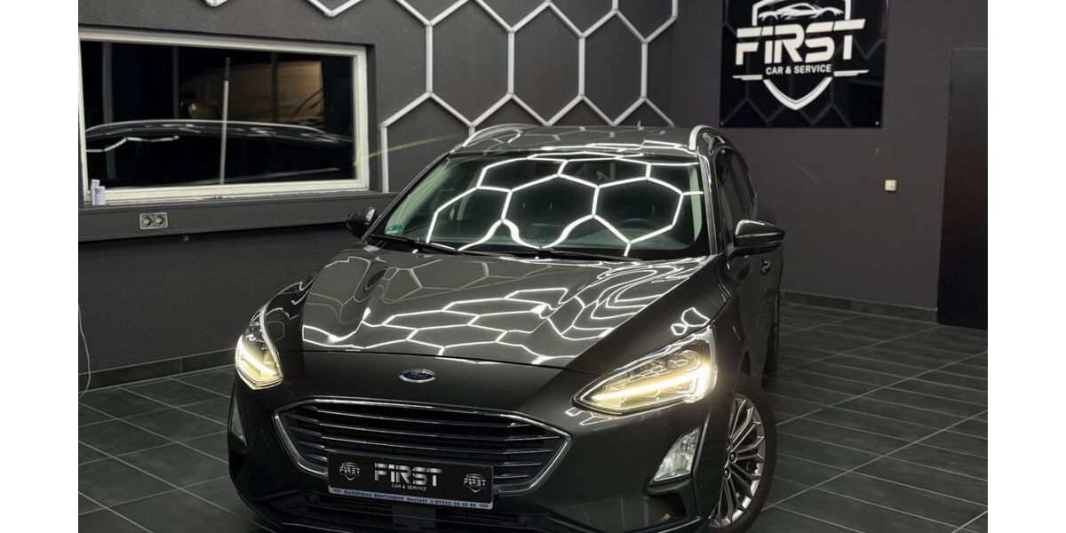 Ford Focus 185.000 km 7.999 &euro; Bietigheim 76467