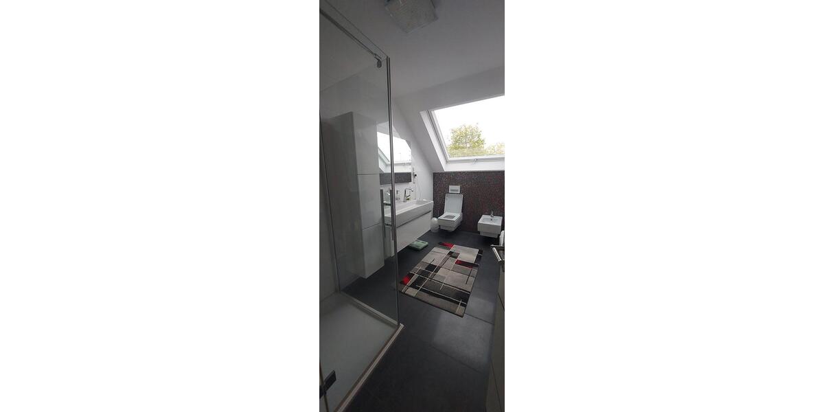Einfamilienhaus Karlsruhe Neureut - 8 Zimmer, 200 m&sup2;, 960.000&euro; | Angebot:26950366
