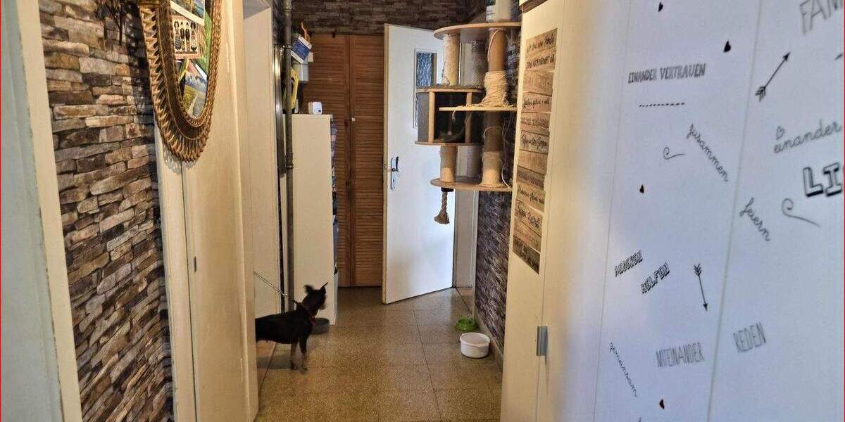 Etagenwohnung Pforzheim Oststadt - 4 Zimmer, 86 m&sup2;, 199.500&euro; | Angebot:25725639