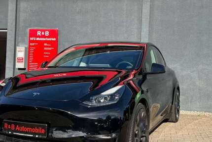 Tesla Model Y 44.125 km 36.999 &euro; Gaggenau 76571