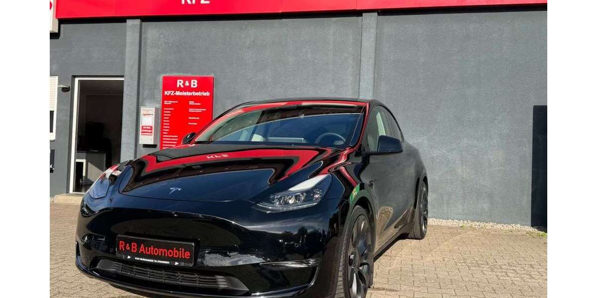 Tesla Model Y 44.125 km 36.999 &euro; Gaggenau 76571