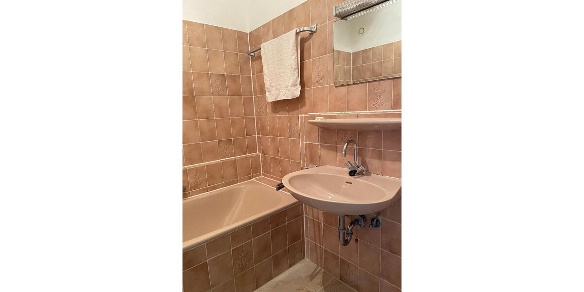 ### Innenstadt Karlsruhe - Ruhiges zentrales Wohnen ### - Etagenwohnung Karlsruhe Südweststadt | Angebot:24588089