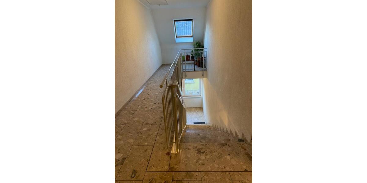 2 Zimmer DG Whg. zentrale und ruhige Lage Stadt Oberderdingen 2 zimmer