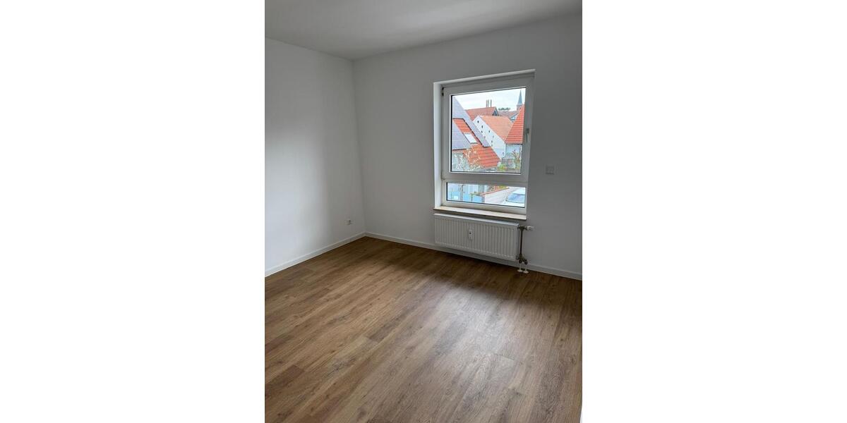 Etagenwohnung Karlsruhe Neureut - 3.5 Zimmer, 90 m&sup2;, 289.000&euro; | Angebot:26994786