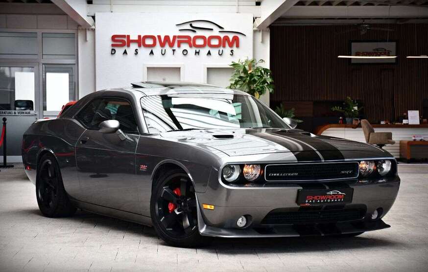 Dodge Challenger 77.327 km 44.990 € Waghäusel 68753
