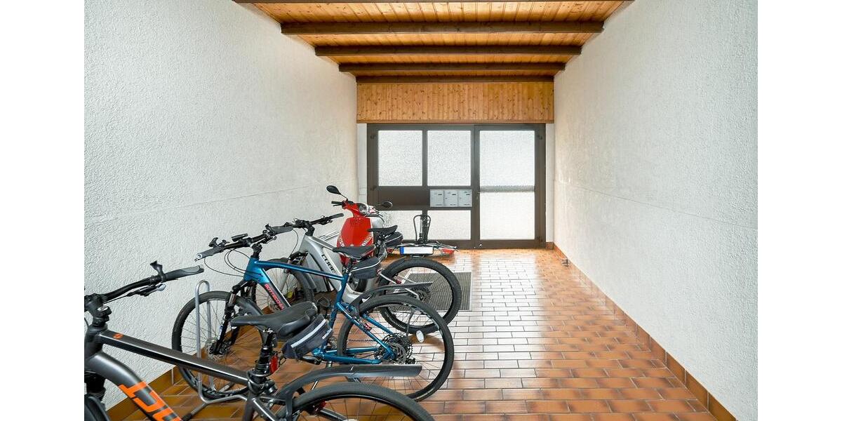 Einfamilienhaus Karlsruhe Rüppurr - 8 Zimmer, 184 m&sup2;, 650.000&euro; | Angebot:27132353