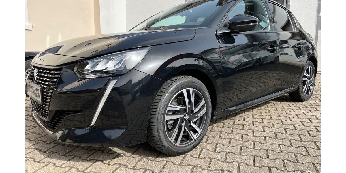 Peugeot 208 32.890 km 14.890 &euro; Pfinztal 76327