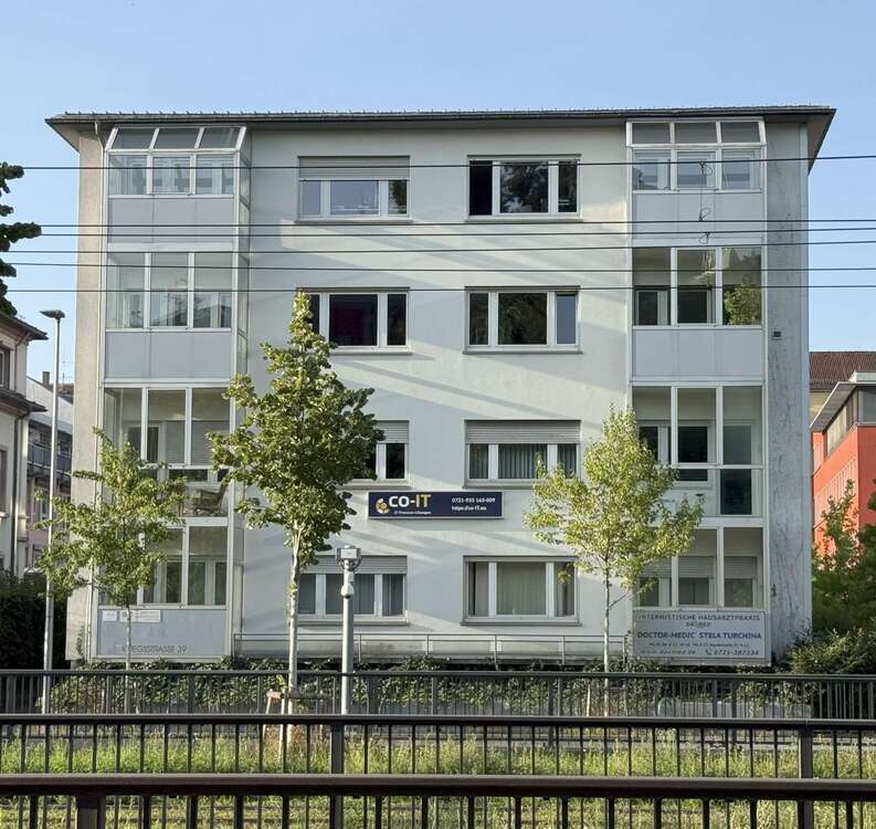 Büro in Karlsruhe 1.500 € 146 m²