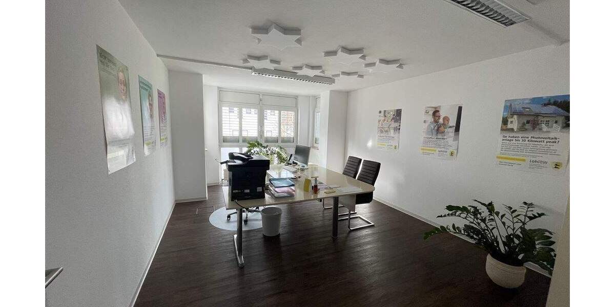 Bürofläche in zentraler Lage, 4-5 separate Büroräume + großer Empfangsbereich etc... 7 zimmer