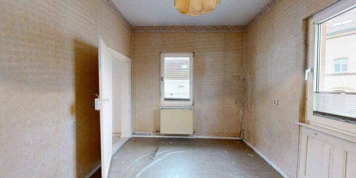 Mehrfamilienhaus, Wohnhaus Germersheim - 6 Zimmer, 125 m&sup2;, 220.000&euro; | Angebot:25744479