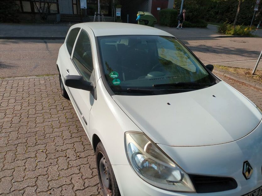 Renault Clio 216.000 km 1.250 € Karlsruhe 76139