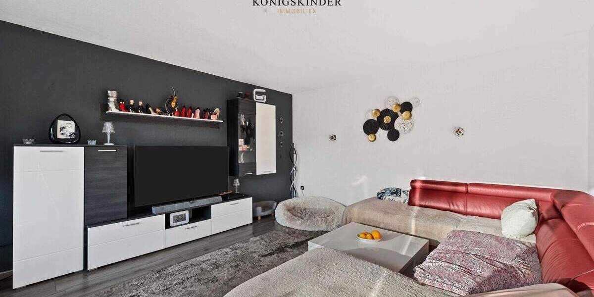 Attraktives Mehrfamilienhaus mit 4 Einheiten, großem Grundstück & Außenpool in Karlsruhe-Grünwinkel 1 zimmer