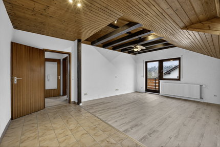 Wohnung zum Kaufen in Königsbach-Stein 239.000 € 82 m² 3 zimmer