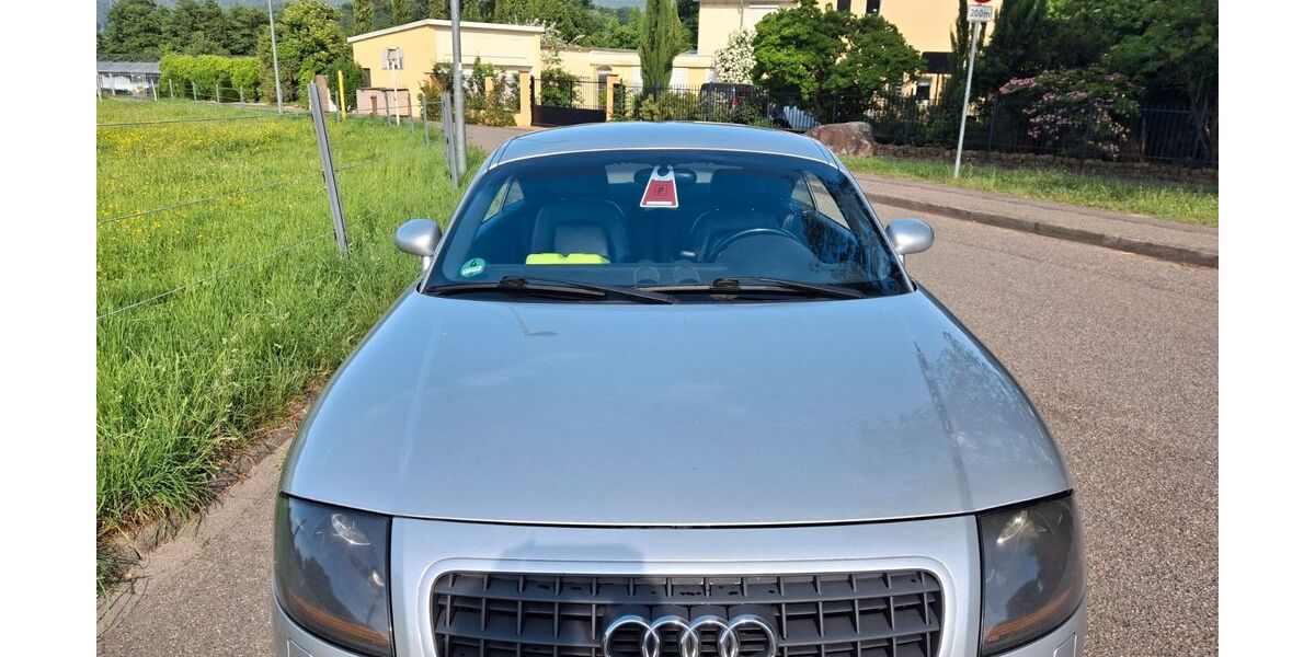 Audi TT 225.000 km 3.500 &euro; Loffenau 76597