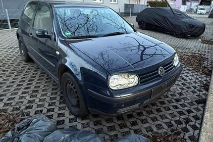 VW Golf 257.000 km 850 &euro; Oberderdingen 75038