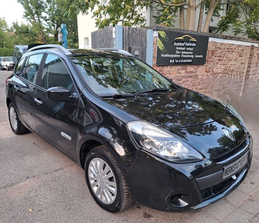 Renault Clio 133.500 km 3.299 € Karlsruhe 76131