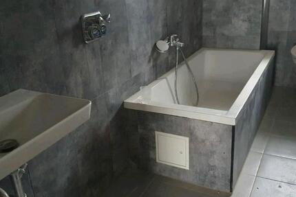 Mietwohnung 75qm 3 Zimmer Neu renoviert Stellplatz 3 zimmer