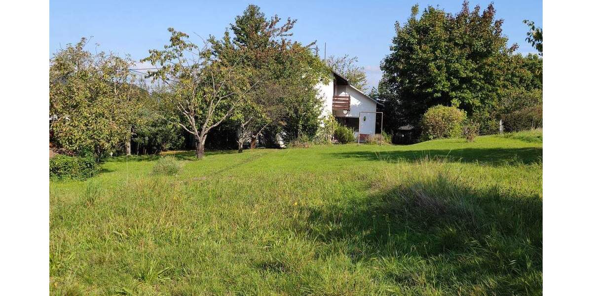 RESERVIERT ! EFH in absoluter Spitzenlage - direkt an Wiesen und Feldern 6 zimmer