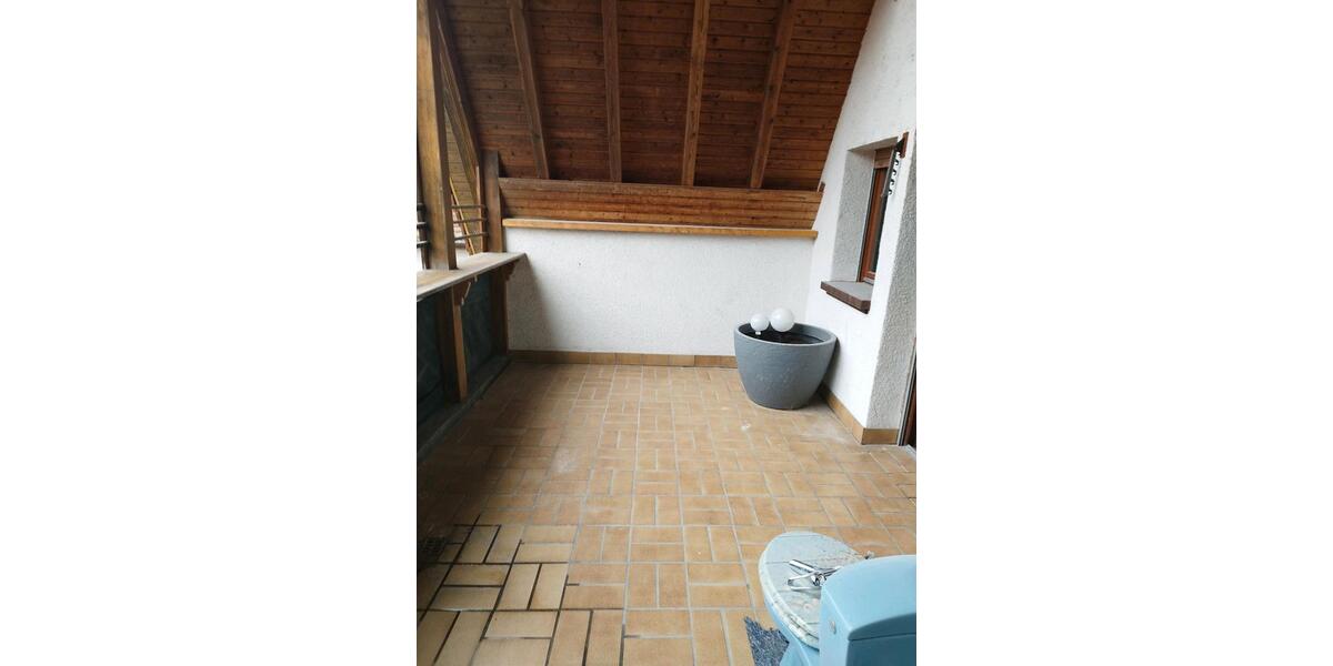 Etagenwohnung Linkenheim-Hochstetten Hochstetten - 4.5 Zimmer, 105 m&sup2;, 1.490&euro; | Angebot:25669102