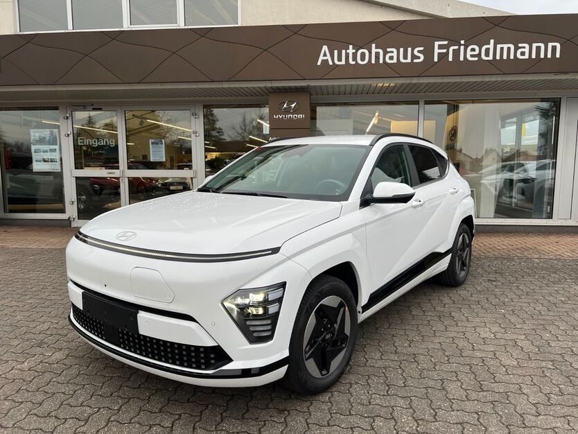 Hyundai KONA Elektro 4.500 km 41.900 € Steinfeld 76889