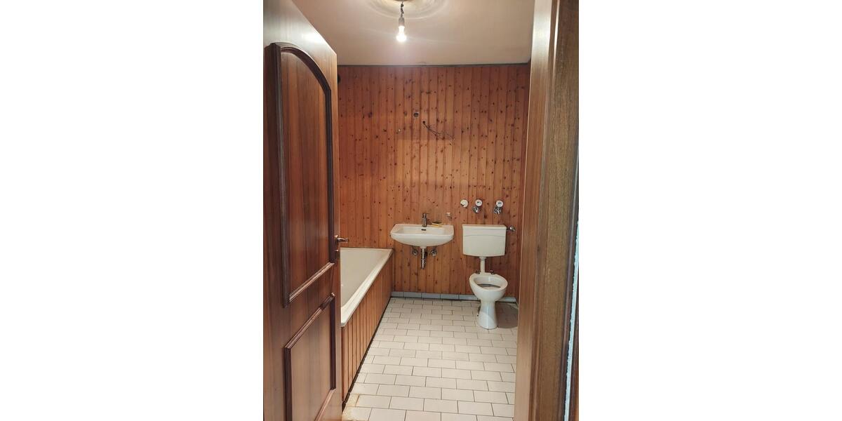 Etagenwohnung Wörth am Rhein - 4 Zimmer, 95 m&sup2;, 249.000&euro; | Angebot:26912418