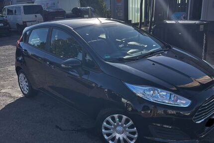 Ford Fiesta 118.000 km 4.999 &euro; Karlsruhe 76135