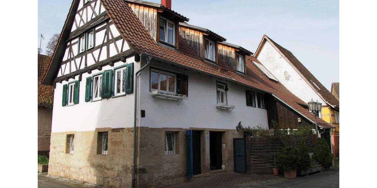 Einfamilienhaus Oberderdingen - 9 Zimmer, 125 m&sup2;, 335.000&euro; | Angebot:25142460