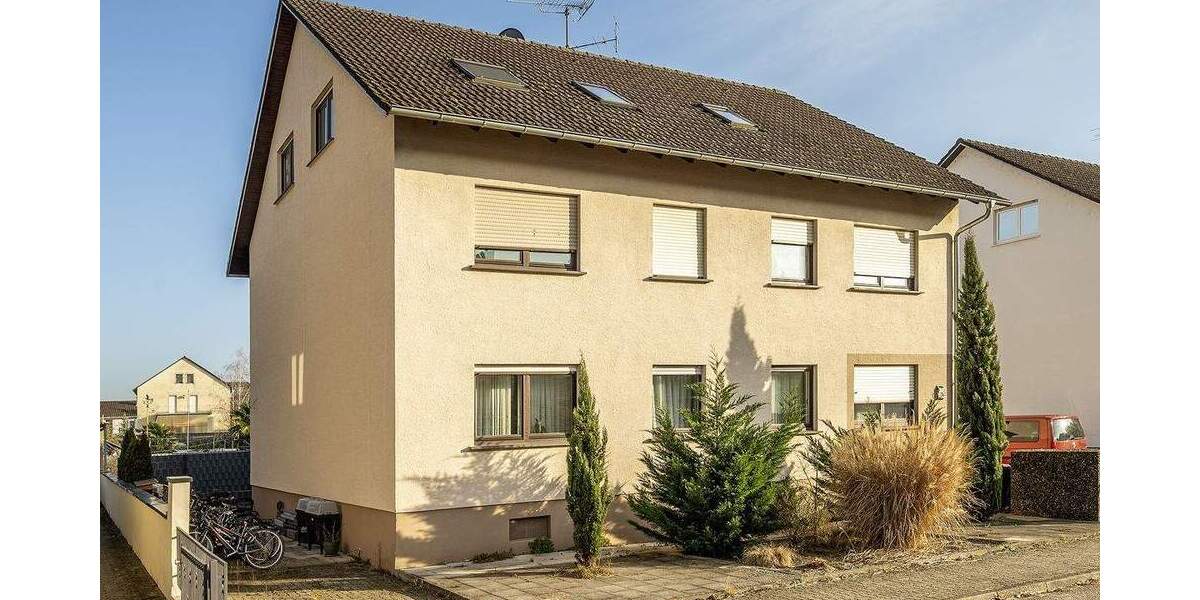 Etagenwohnung Stutensee / Blankenloch Blankenloch - 4 Zimmer, 85 m&sup2;, 269.000&euro; | Angebot:25663842