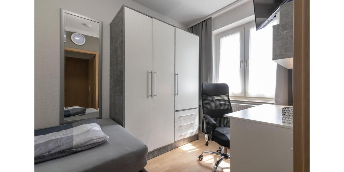 Etagenwohnung Pforzheim Weststadt - 1 Zimmer, 15 m&sup2;, 440&euro; | Angebot:24377615
