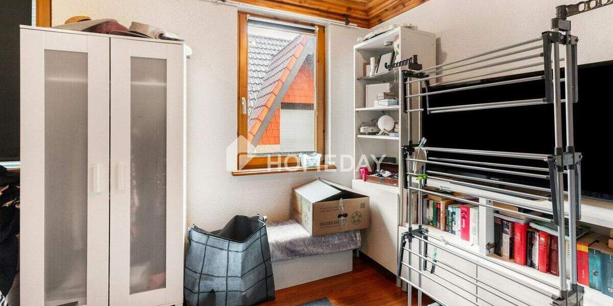 Mehrfamilienhaus, Wohnhaus Philippsburg-Huttenheim Huttenheim - 7 Zimmer, 178 m&sup2;, 389.000&euro; | Angebot:25737625