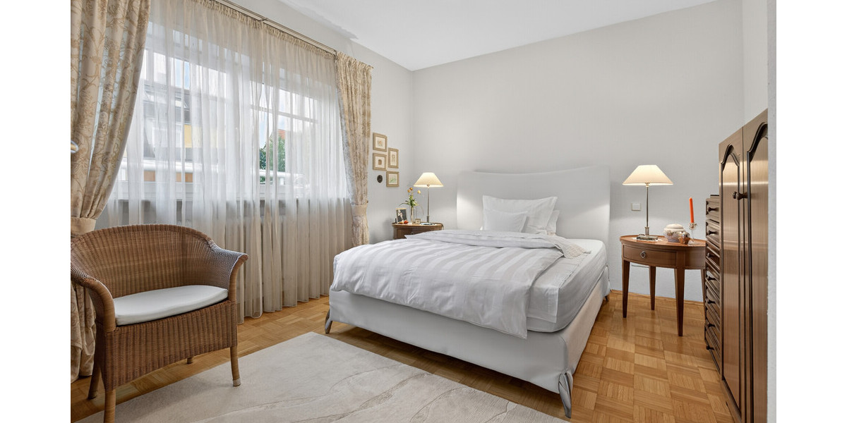 Seltene Gelegenheit: Gepflegtes Zweifamilienhaus mit viel Platz, Ruhe und Entwicklungspotential - Zweifamilienhaus Rastatt / Niederbühl Niederbühl | Angebot:26948205