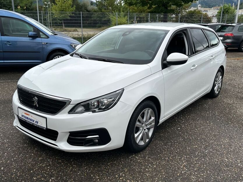 Peugeot 308 181.379 km 8.330 € Gernsbach 76593