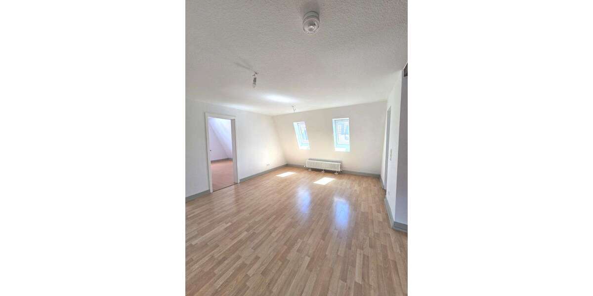 Etagenwohnung Karlsruhe Durlach - 4 Zimmer, 106 m&sup2;, 1.190&euro; | Angebot:26821633