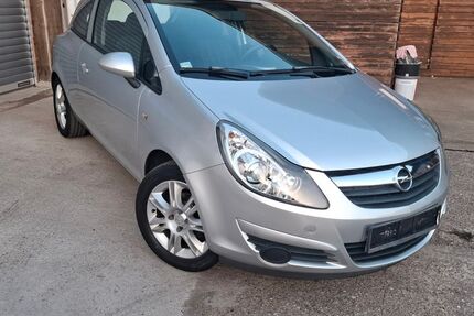 Opel Corsa 212.000 km 1.899 &euro; Landau 76829