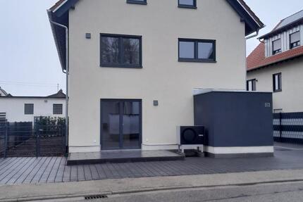 Haus Kandel - 5 Zimmer, 135 m&sup2;, 525.000&euro; | Angebot:25269987