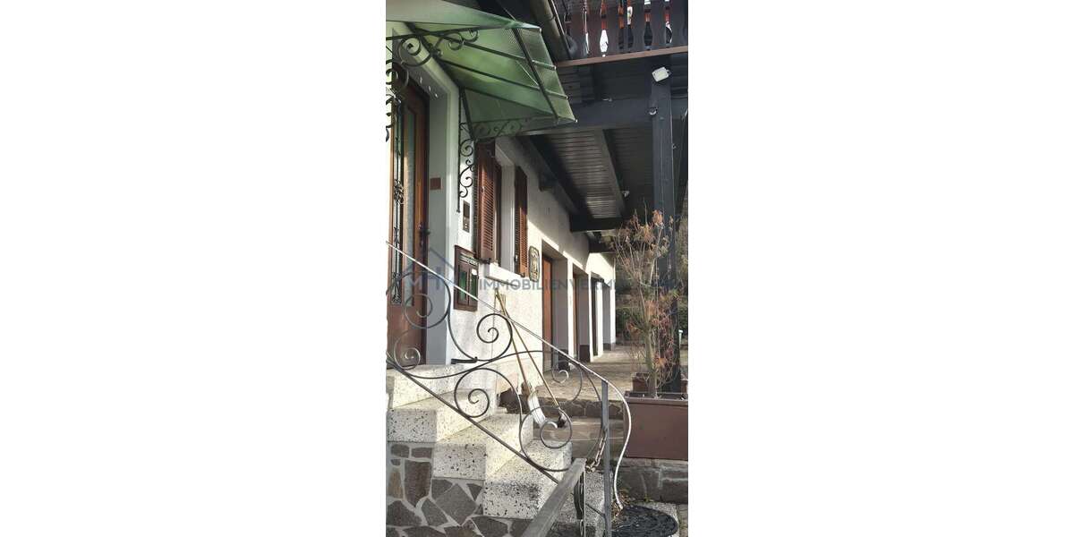 Einfamilienhaus Baden- Baden Baden - 6 Zimmer, 186 m&sup2;, 359.000&euro; | Angebot:26019656