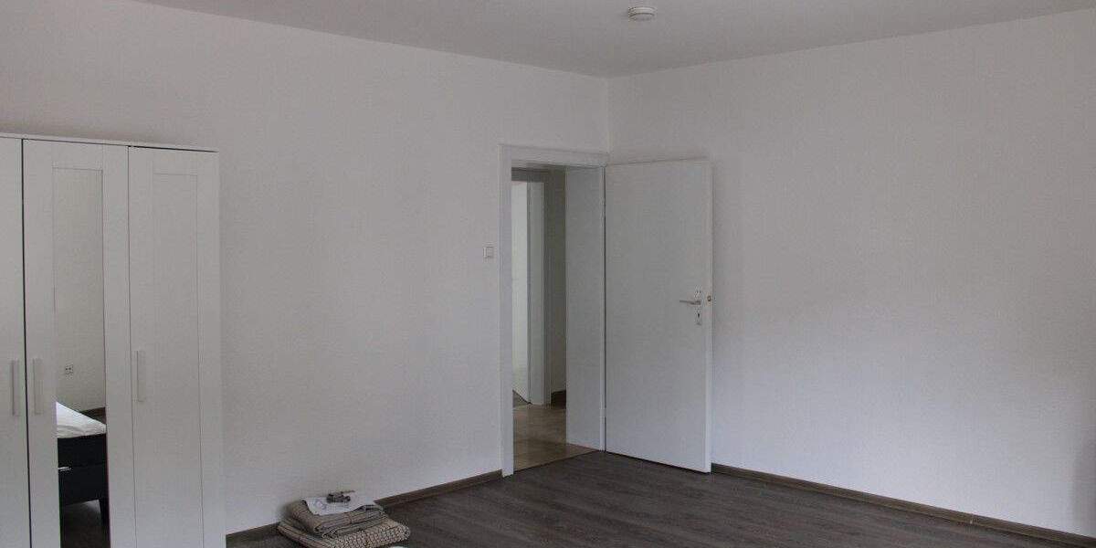 Etagenwohnung Karlsruhe Innenstadt-West - 3 Zimmer, 70 m&sup2;, 1.100&euro; | Angebot:25706104