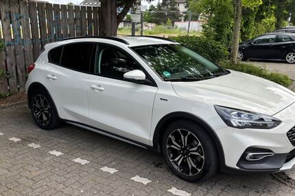 Ford Focus 51.000 km 16.200 &euro; Karlsruhe 76189