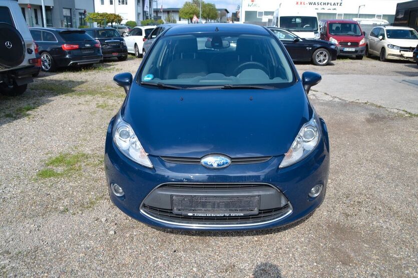 Ford Fiesta 291.845 km 1.200 € Ötigheim 76470