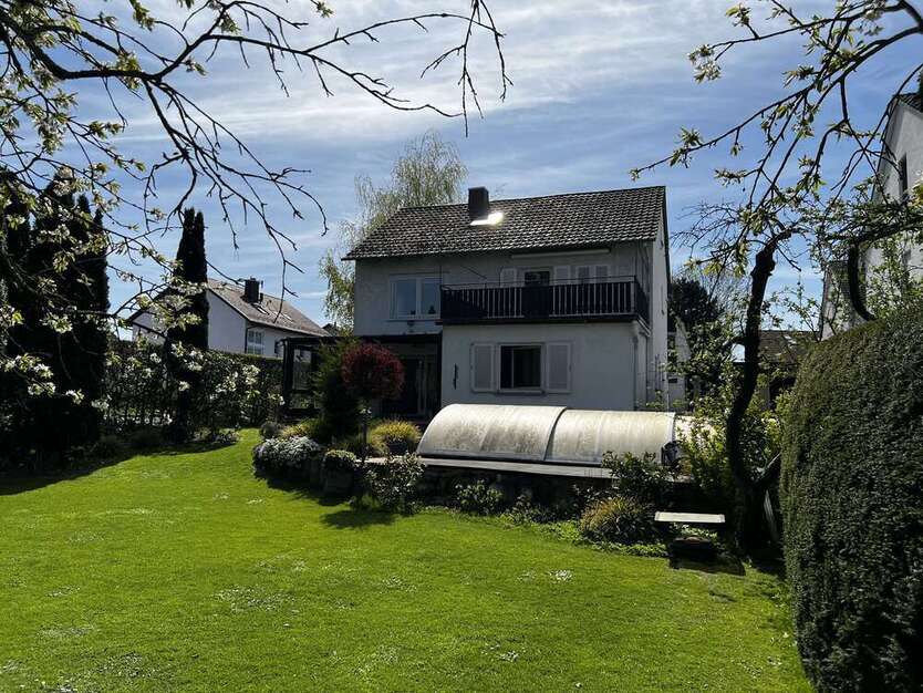 Haus zum Kaufen in Karlsruhe 820.000 € 186 m²