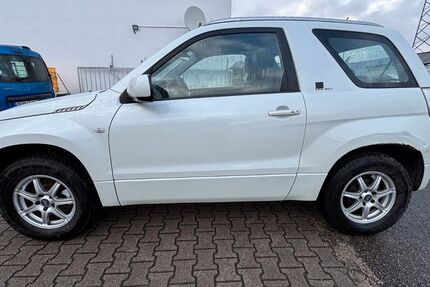 Suzuki Grand Vitara 144.000 km 4.998 &euro; Karlsruhe 76189