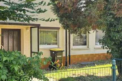 Haus zum Kaufen in Pforzheim 385.000 € 122 m² 4 zimmer