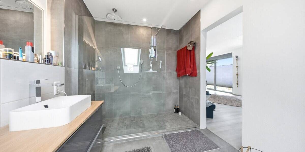 Doppelhaushälfte Stutensee Blankenloch - 8 Zimmer, 273 m&sup2;, 755.000&euro; | Angebot:26453482