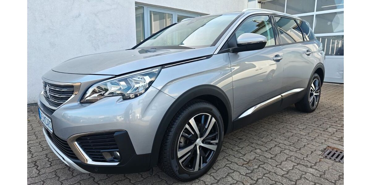 Peugeot 5008 110.000 km 16.990 &euro; Ötigheim 76470