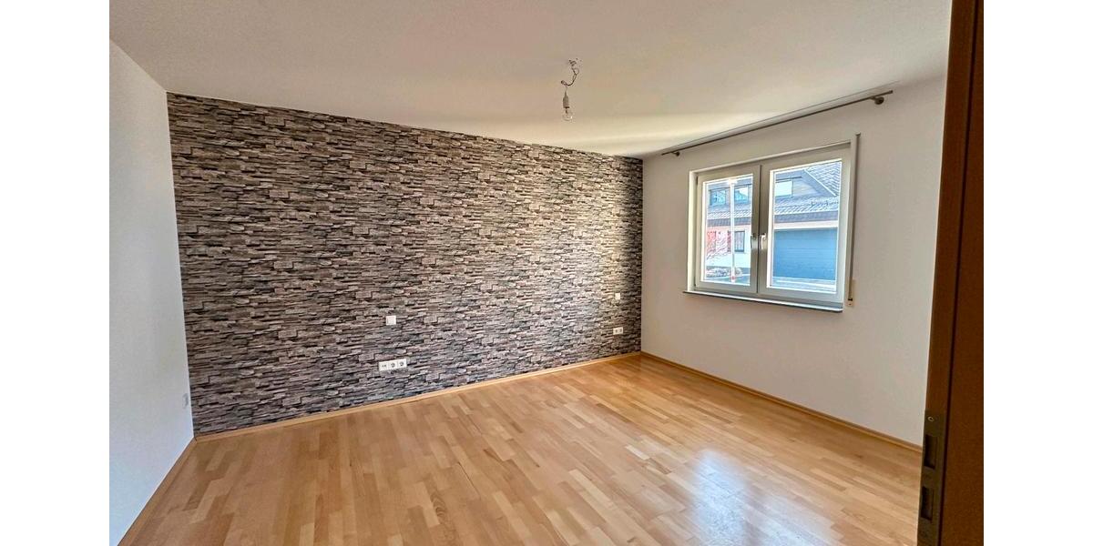 Erdgeschoßwohnung Ettlingen - 3 Zimmer, 92 m&sup2;, 420.000&euro; | Angebot:24806043